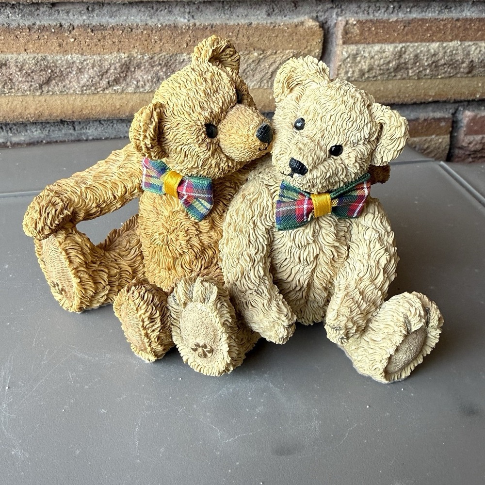 Vintage 1995 Goebel BeauBears Owen Olive Resin Teddy Bear Figurine Paw Prints